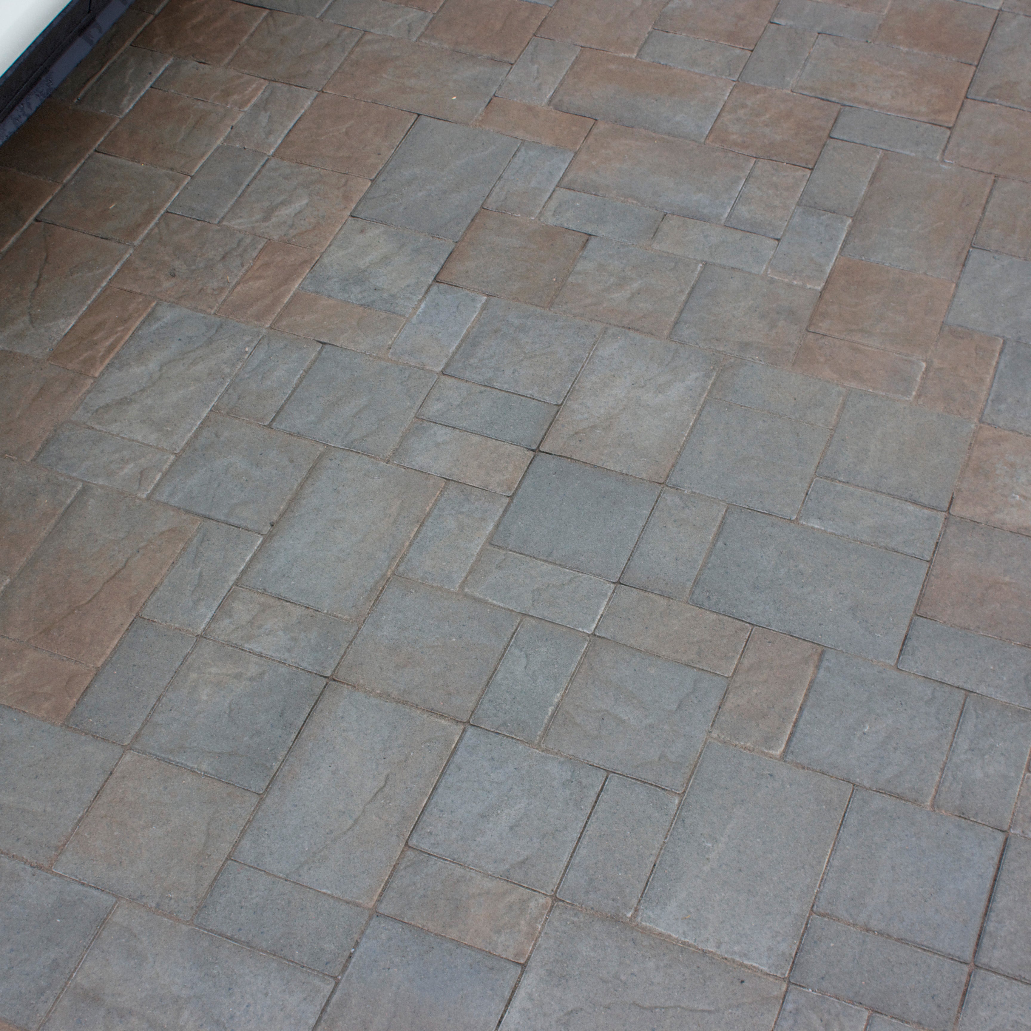 Amberly Paver